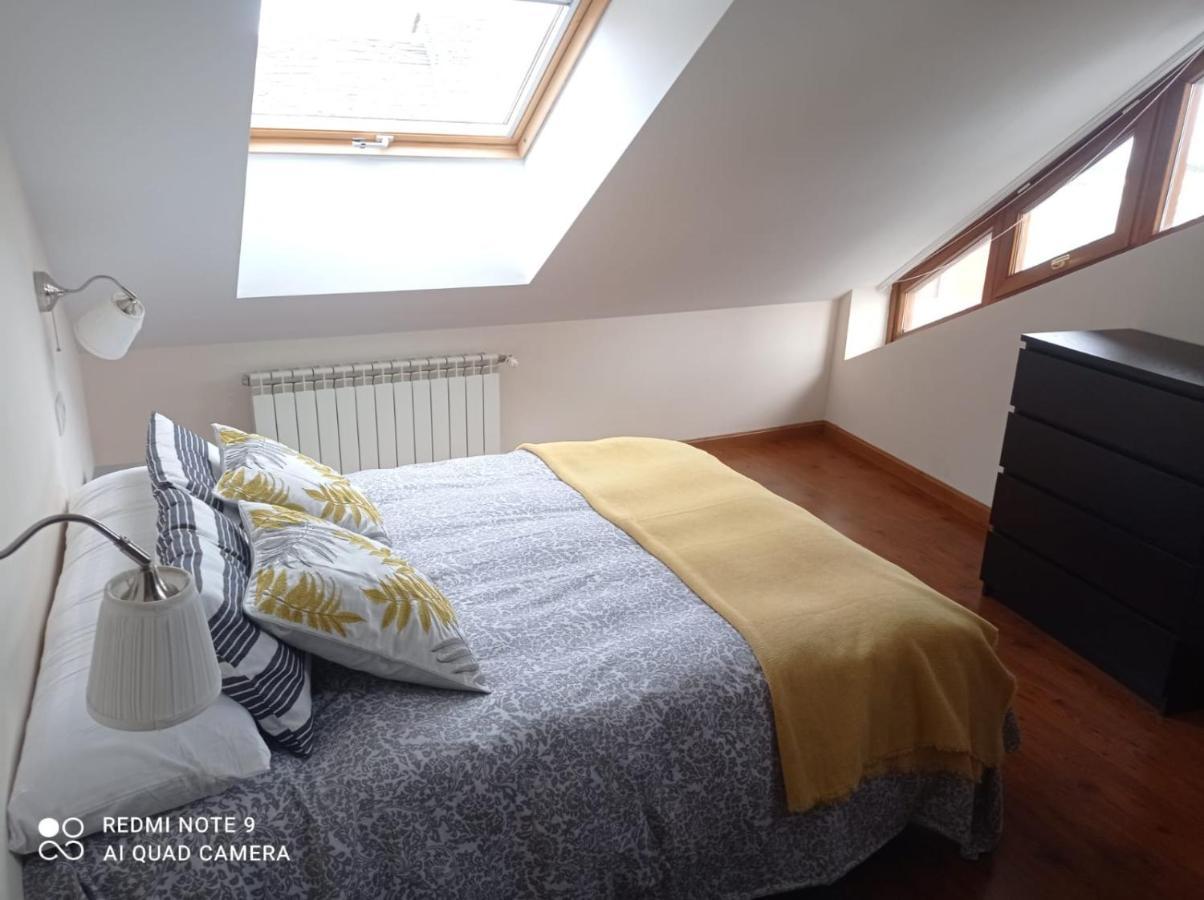 Atico Cine Colon Διαμέρισμα Ribadeo Εξωτερικό φωτογραφία